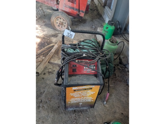 MotoMaster Battery Charger & Cables