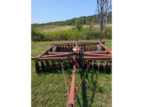Massey Ferguson 520 10' Discs With New Highway Tires - Sells With New Spare Gang Bearings