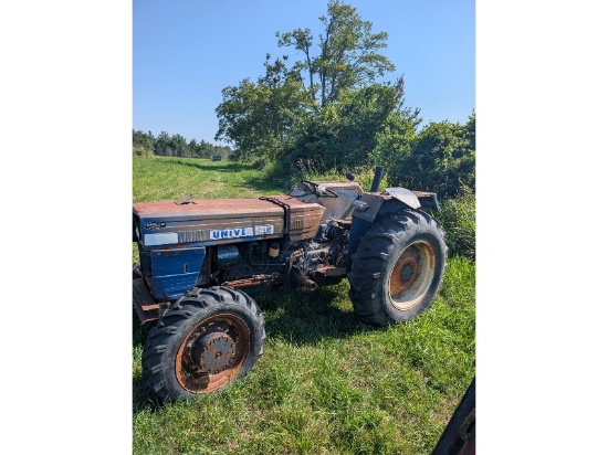 Universal 4x4 Diesel Tractor With Loader - Not Running, As Viewed