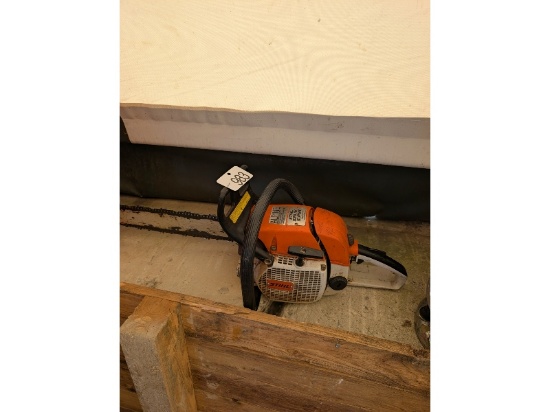 Stihl 028 Chainsaw, Hubcaps & Trim