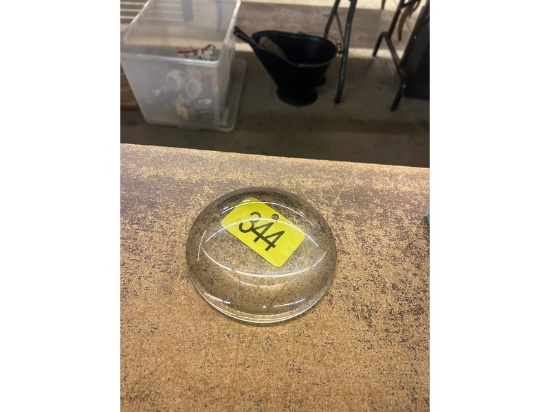 Magnifying Lens