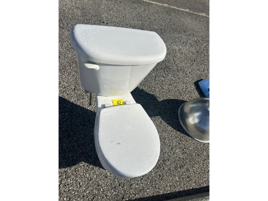 Toilet - Works Good