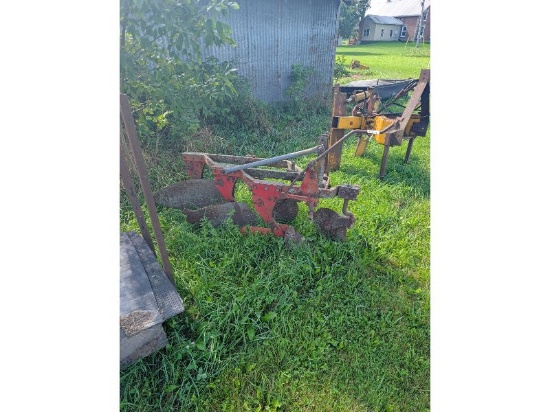 Massey Ferguson Plow