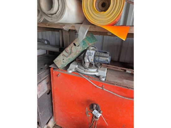 Saw, Stove & Screen