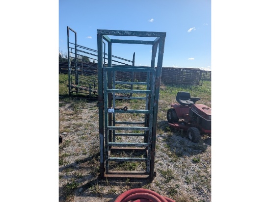 Palpation Cage