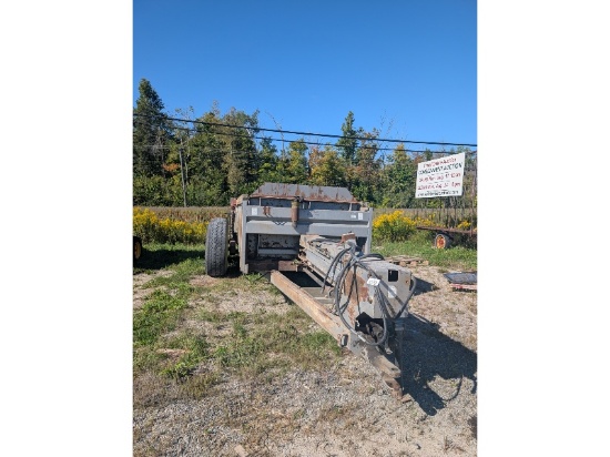 Leon 425 Hydra Push Manure Spreader - 1000 PTO