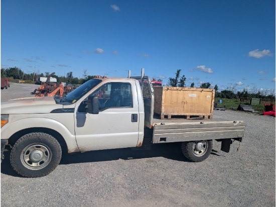 Ford F-350 Gas Pickup Truck With Aluminum Bed - Has Ownership