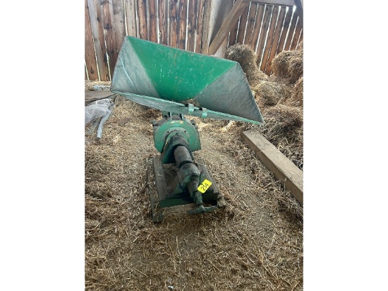 #40 Flurry Bissell Small Belt Driven Hammer Mill