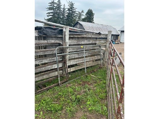 Galvanized 8' Mesh Gate