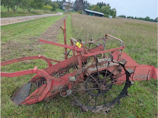 Ground Drive Potato Digger