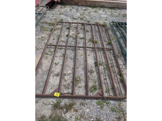 8' Gate 8 Bars