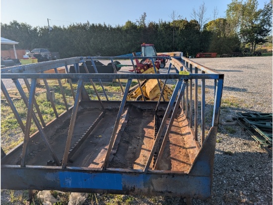 Hay Feeder