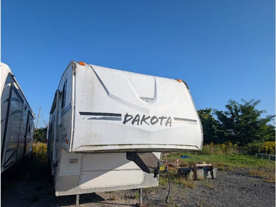 Terry Dakota 5th Wheel RV - Has Ownership