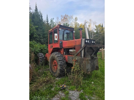 Massey Ferguson 1500 Tractor, Runs