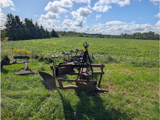 Kverneland 4/16 Semi Mount Plow Plus Beam & Furrow