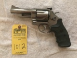 SMITH & WESSON .44 MAGNUM 4'' BARREL MODEL 629-1 - SERIAL No. AYF3157 - GREEN RUBBER GRIP