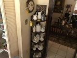 LOT DECOR - CLOCK, WOOD RACK, PITCHERS, ETC (IN CORNER)