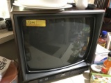 ZENITH BOX TELEVISION - 19''