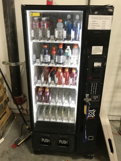 DIXIE NARCO 55XX REFRIGERATED VENDING MACHINE - 30 DRINKS