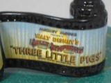 WALT DISNEY COLLECTIBLE - OPENING TITLE (3 LITTLE PIGS)