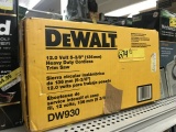 DEWALT CORDLESS TRIM SAW - 12V / 5 3/8''