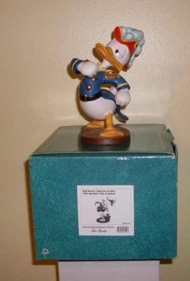 WALT DISNEY COLLECTIBLE - SEA SCOUT (1994 MEMBERS ONLY SCULPTURE)