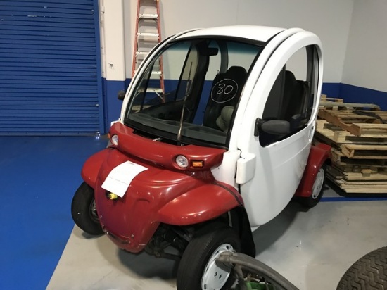 POLARIS ELECTRIC GOLF CART