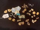 PIECES ASSORTED JEWELRY