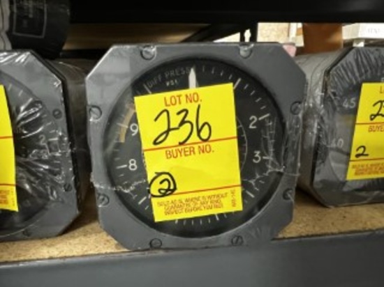 AERO INSTRUMENTS CABIN ALTIMETER - A3668910001