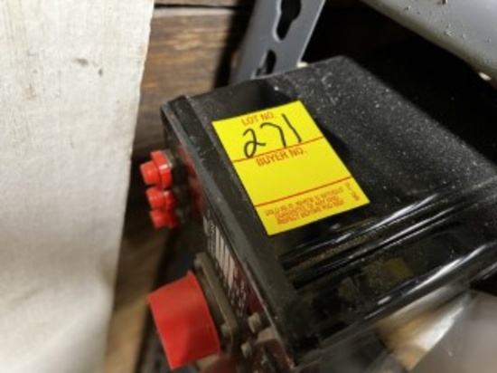 AMPLIFIER - PART No. LA26 - SERIAL No. TW9047