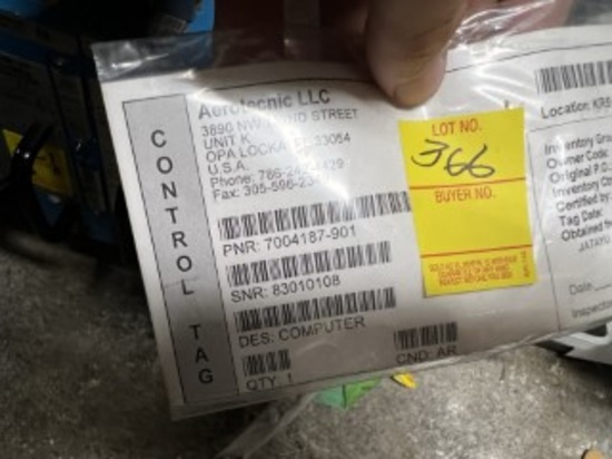 SPERRY COMPUTER - PART No. 7004187-901 - SERIAL No. 83010108