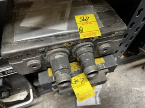 ASSORTED PIECES - EXCITER IGNITION - SERIAL No. 90208625 / AERIAL WARNING -