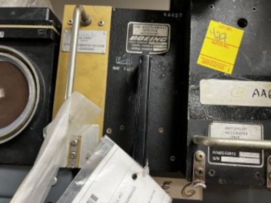 BOEING AUTO PILOT ACCESSORY UNIT