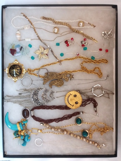 Necklace, Bracelet, Earring, & Brooch Lot