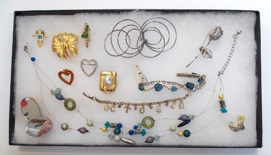 Brooch, Bracelet, Necklace & Earring Lot