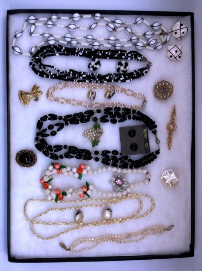 Necklace, Earring, Bracelet & Brooch Lot