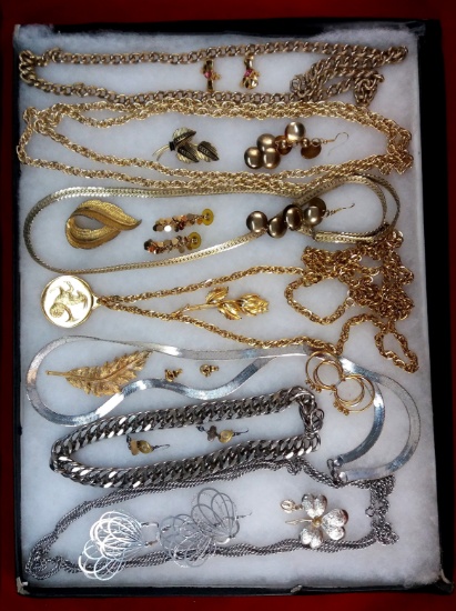 Silver & Gold Tone Necklace, Earring, & Brooch Lot