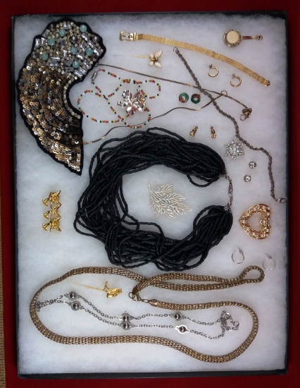 Necklace, Earring & Brooch Lot