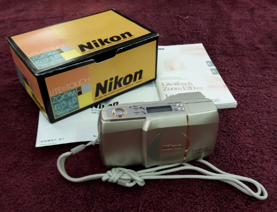 Nikon Lite Touch Zoom 120 ED QD 35mm Point & Shoot Film Camera with box/manual