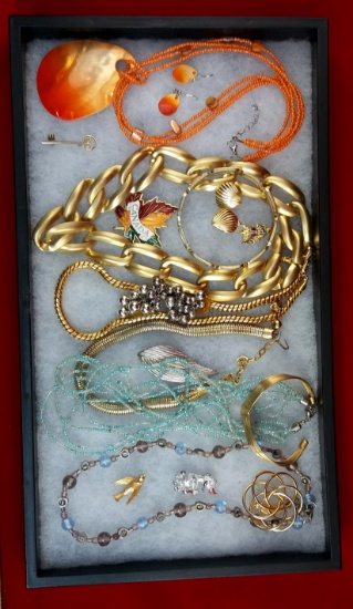 Beaded Necklace, Earring, Bracelet, & Brooch Lot