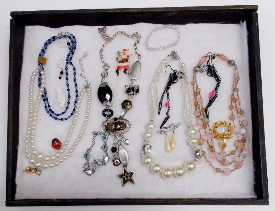 Necklace, Earring, Bracelet & Brooch Lot