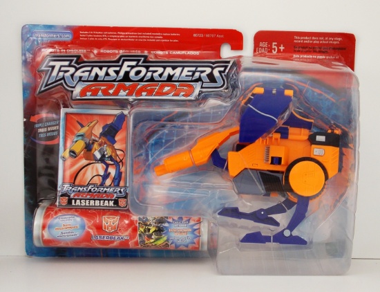 Laserbeak Armada Deluxe Class Transformers Action Figure