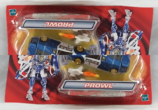 Transformers Universe Prowl Robots in Disguise Carded Action Figure Toy