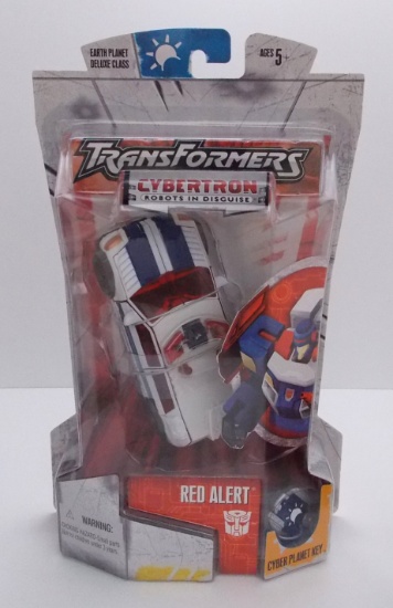 Red Alert Cybertron Deluxe Class Transformers Action Figure