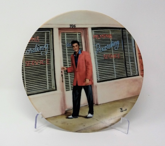 Elvis Presley Collectible Plate "Looking At A Legend: Entering Sun Studio"
