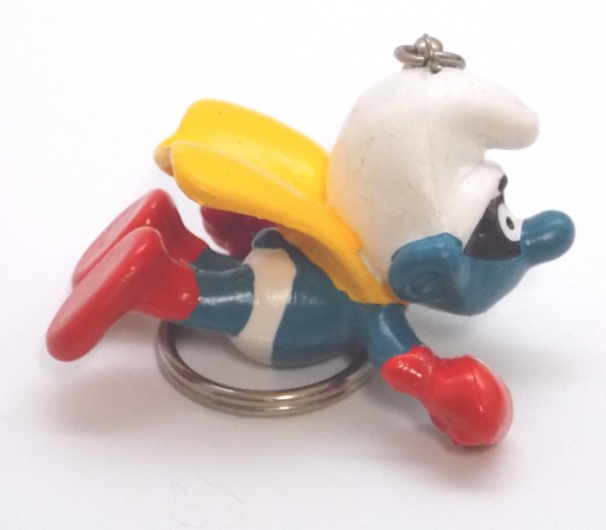 Vintage Superhero Smurf PVC Figural Keychain
