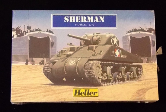 Heller 1/72 Sherman Tank Military Vehicle Model Kit