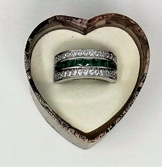 Costume Jewelry Ring w/ Green Stones & Rhinestones