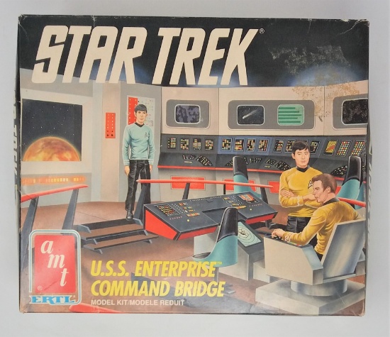 1991 Star Trek USS Enterprise Command Bridge Model Kit Reissue Set