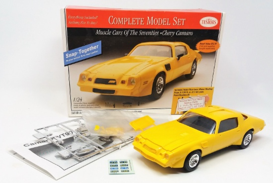1/24 Scale Testors Built-up Muscle Cars of the '70s Chevy Camaro